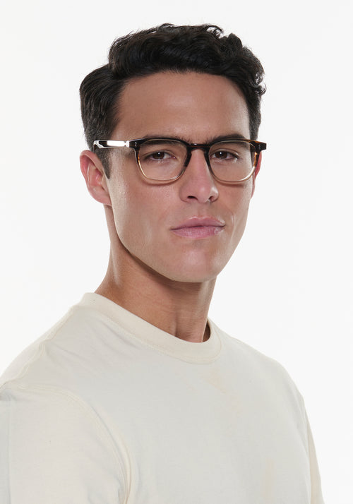 STATE | Walnut Handcrafted walnut tortoise acetate rectangular KREWE eyeglasses mens model | Model: Conrado